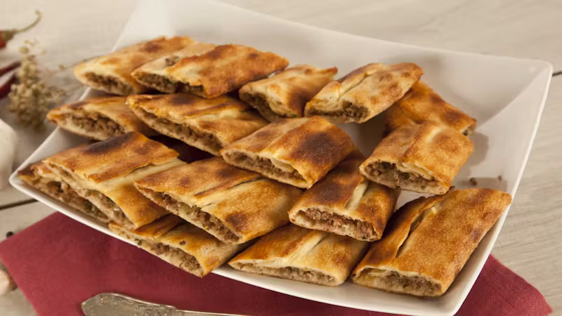 Kuru Kıymalı Pide