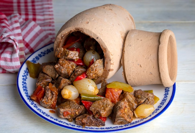 Testi Kebabı